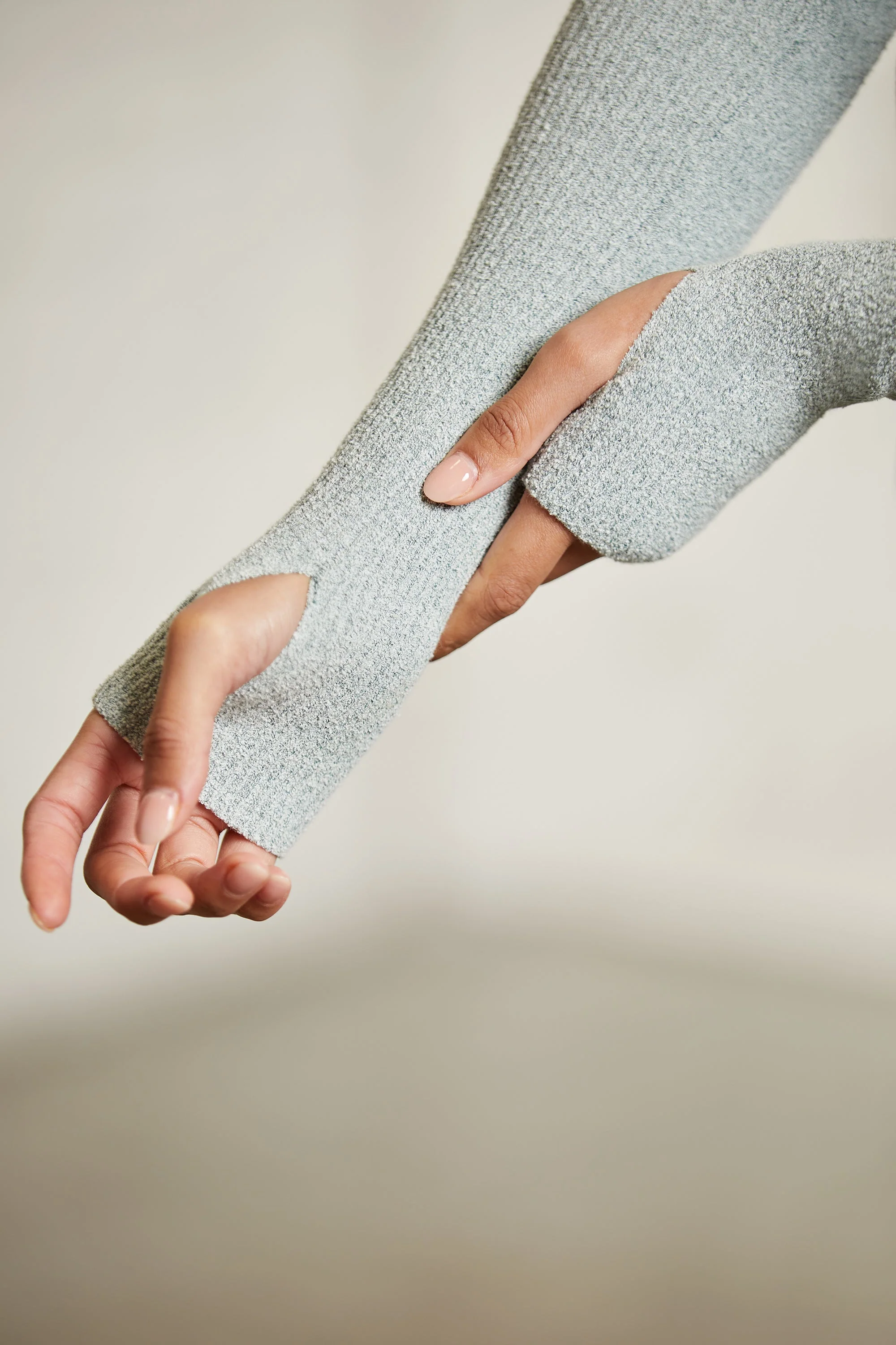 Long Sleeve Square Neck Mini Dress in Green - Image 4