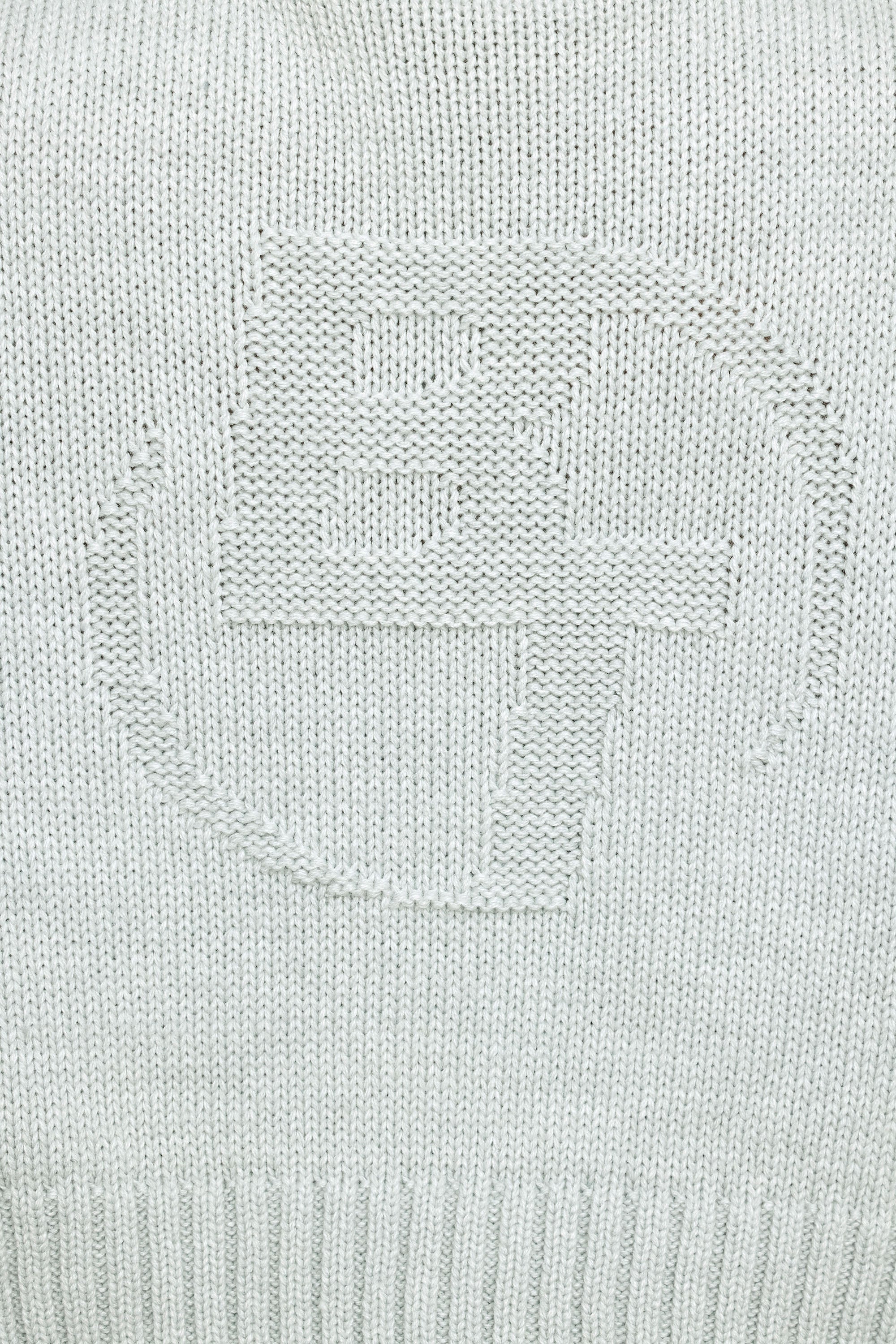 Cropped Zip Up Chunky Knit Hoodie in Heather Grey - Image 4